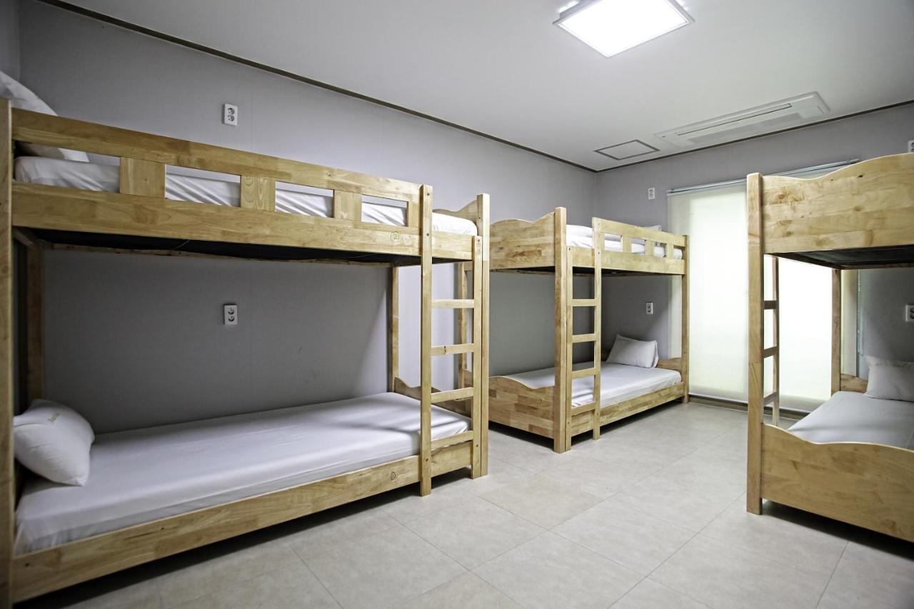 One Percent Hostel Jeonju Exterior photo