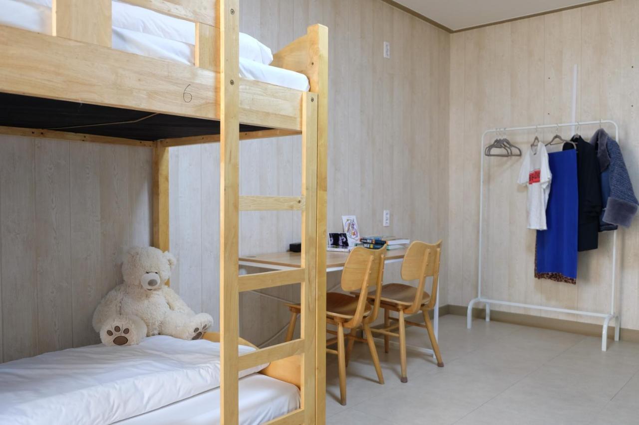 One Percent Hostel Jeonju Exterior photo